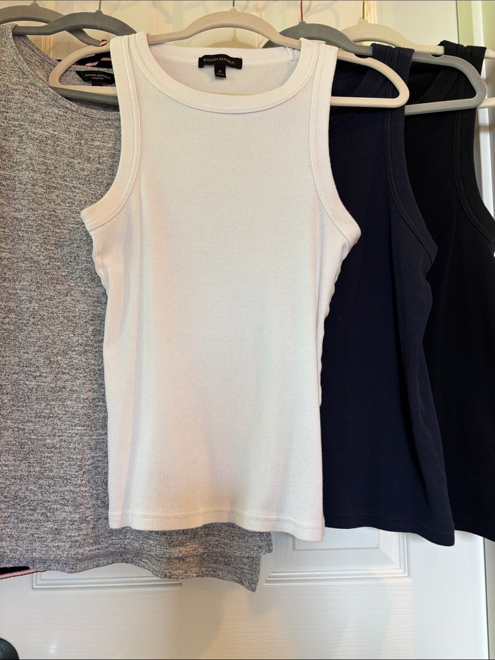 Banana Republic Lot of 5 - Size Medium - Picture 6 of 11